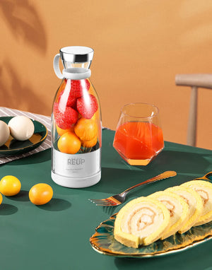 Epiora Blender: No 1 portable blender with wireless charging.